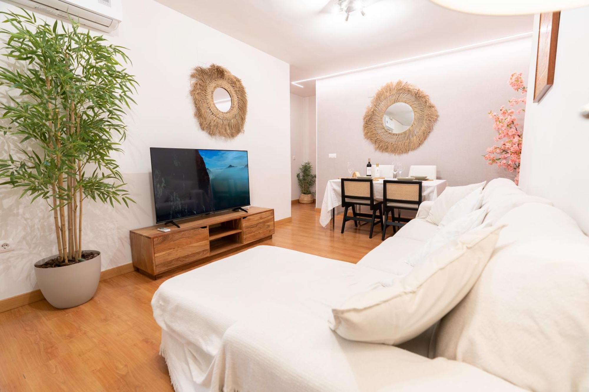 Urban Bliss, Precioso Apartamento A 6 Kms De Granada Centro Churriana de la Vega ภายนอก รูปภาพ